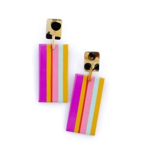 SUNSHINE TIENDA NWT tortoise rainbow striped Magenta Cabana earrings in multi